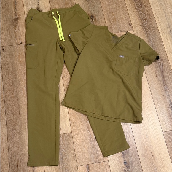 Figs Other - Figs Olive Green Scrub Set